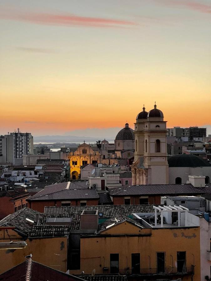 Elicriso Yenne Cagliari