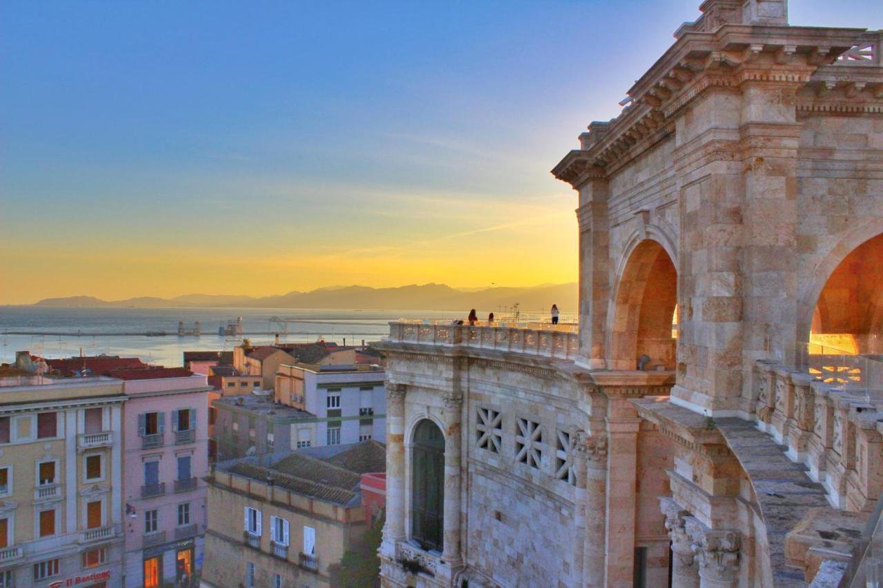 Elicriso Yenne Cagliari